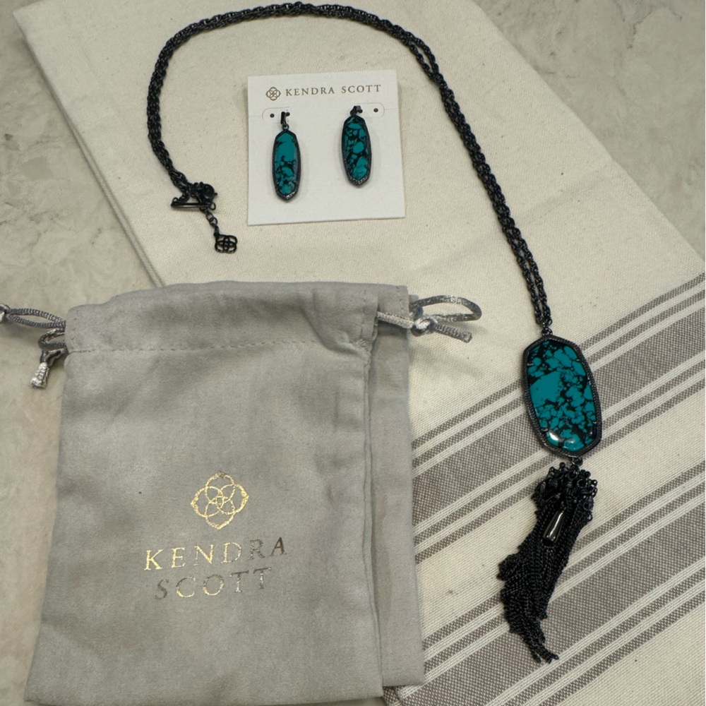 New RARE Kendra Scott Variegated Teal Lauren earrings and Rayne necklace set